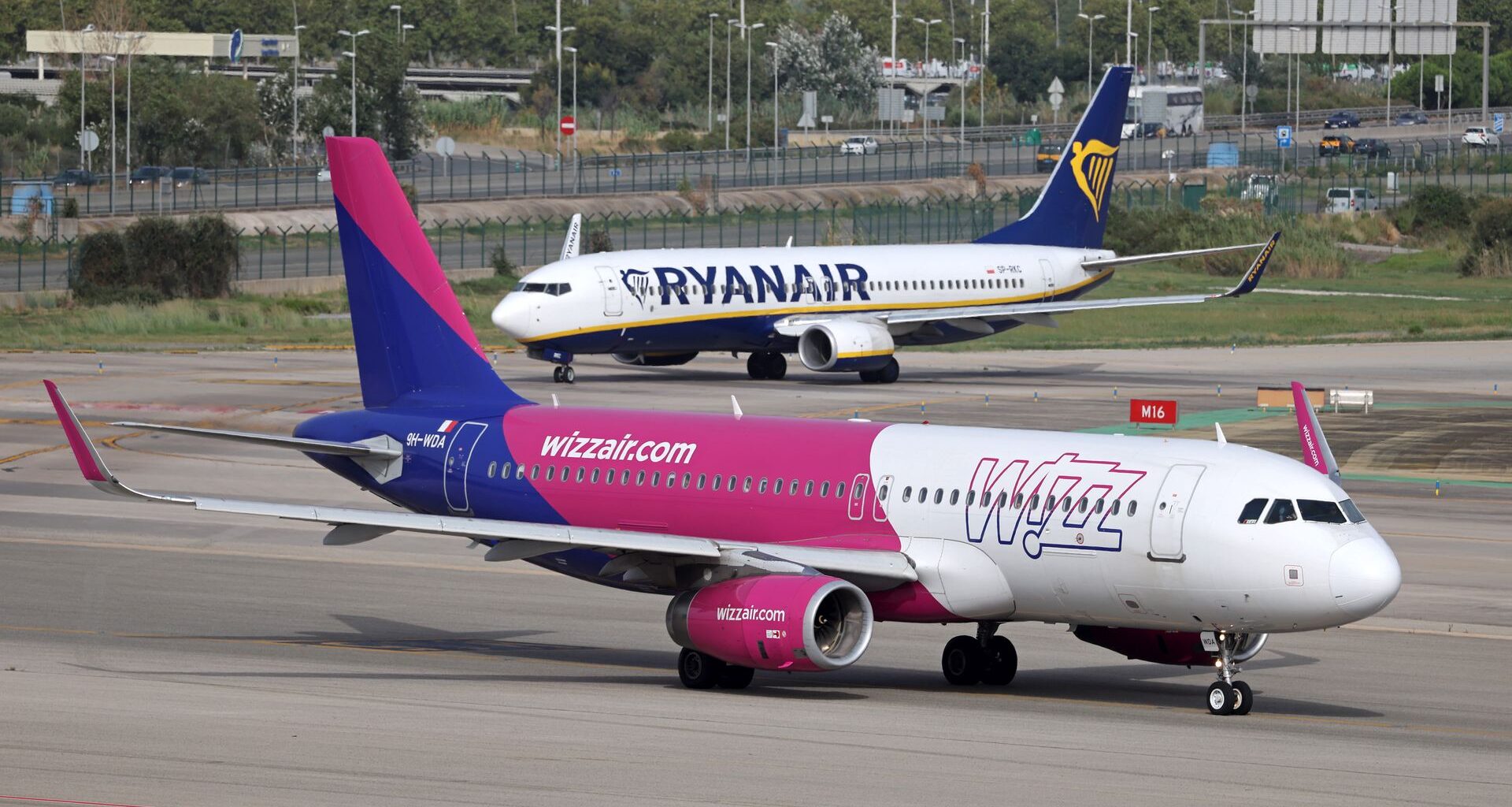 Samolot nagle musiał zawrócić. "To było, jak coś z horroru"