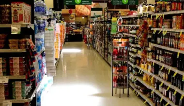 25 mln Polaków rozlicza się tak ze skarbówką. Coraz większa grupa płaci wyższą stawkę