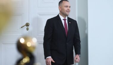 Problem lotniska w Krakowie powraca. Kilkanaście odwołanych lotów