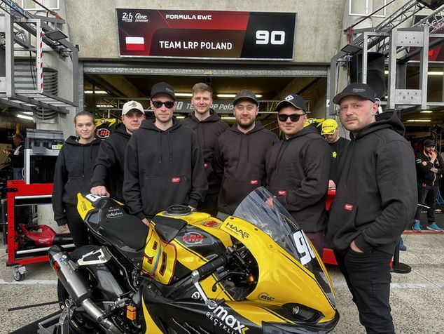 Inżynierzy z HEROS Motorcycles pracują m.in. w zespole wyścigowym LRP Poland