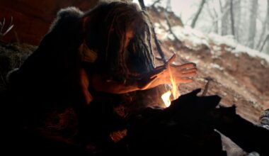 Nerwowo krążył przy bankomacie. To znaleźli przy nim policjanci