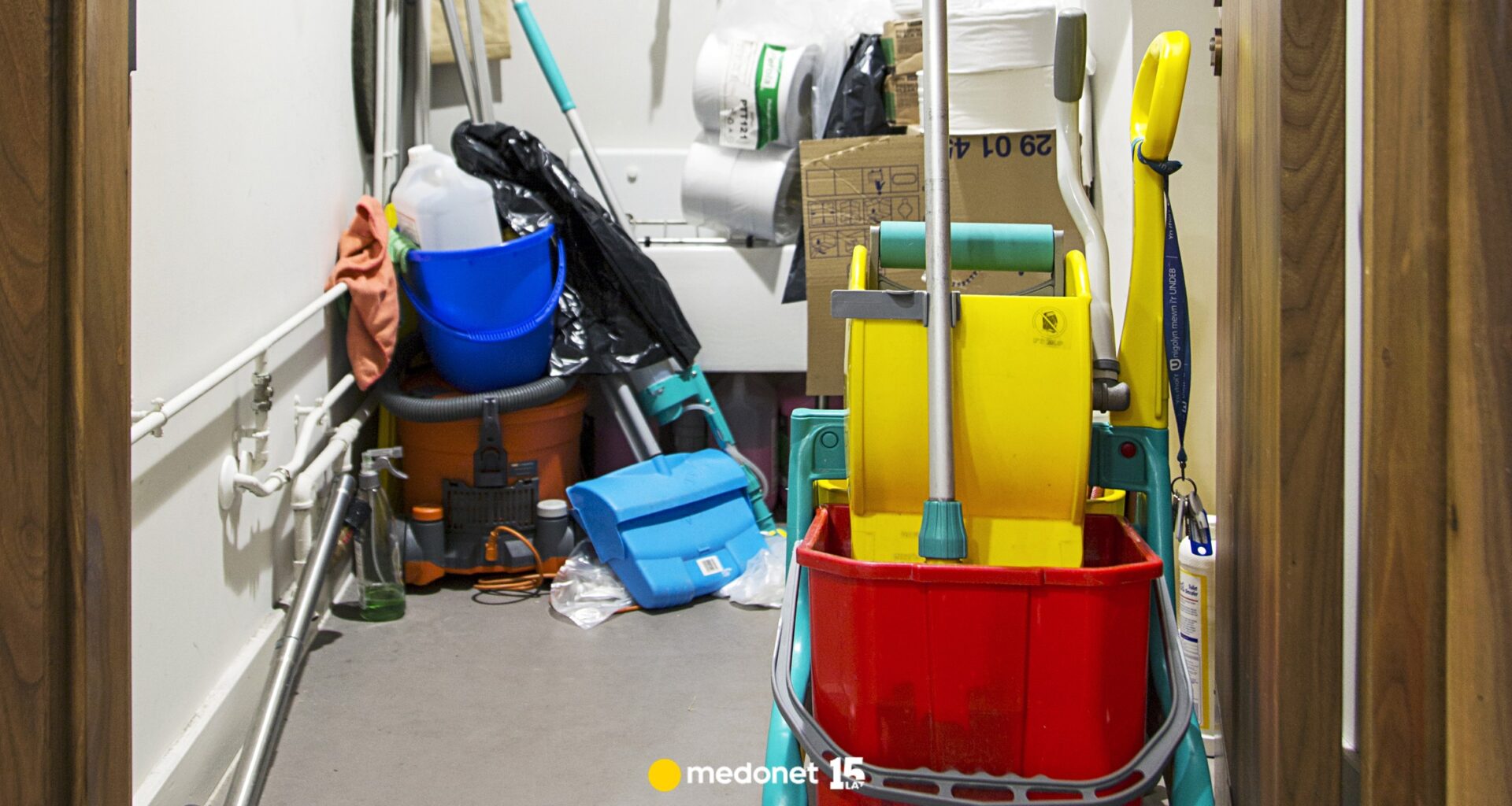 Spędziła na SOR-ze ponad dobę. "Umieścili mnie w jakiejś pakamerze, gdzie trzymali kosze na śmieci"