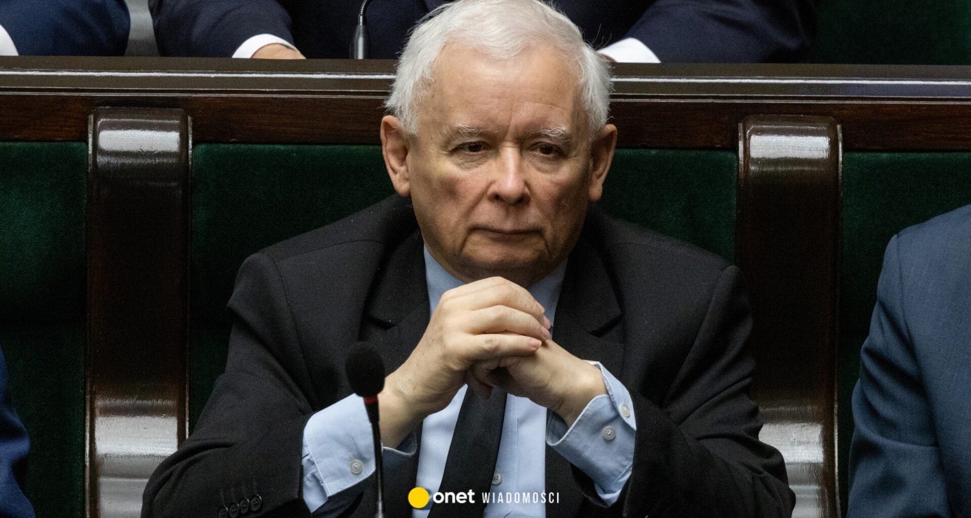 PiS w kleszczowym uścisku prawicy. Jarosław Kaczyński ma powody do zmartwień