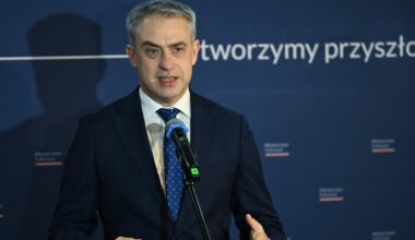 Polska nieobecna na szczycie w Londynie. Gawkowski komentuje