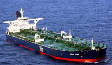 Turecki tankowiec nadał SOS. Przewoził rosyjską ropę - Onet