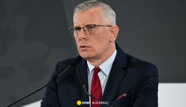 Burza po publikacji na temat szefa BBN. Sławomir Cenckiewicz wydał oświadczenie. "Farsa"