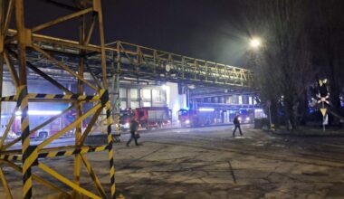 Pożar w zakładzie Volkswagena w Poznaniu. Ewakuacja pracowników i trudna akcja służb - ePoznan