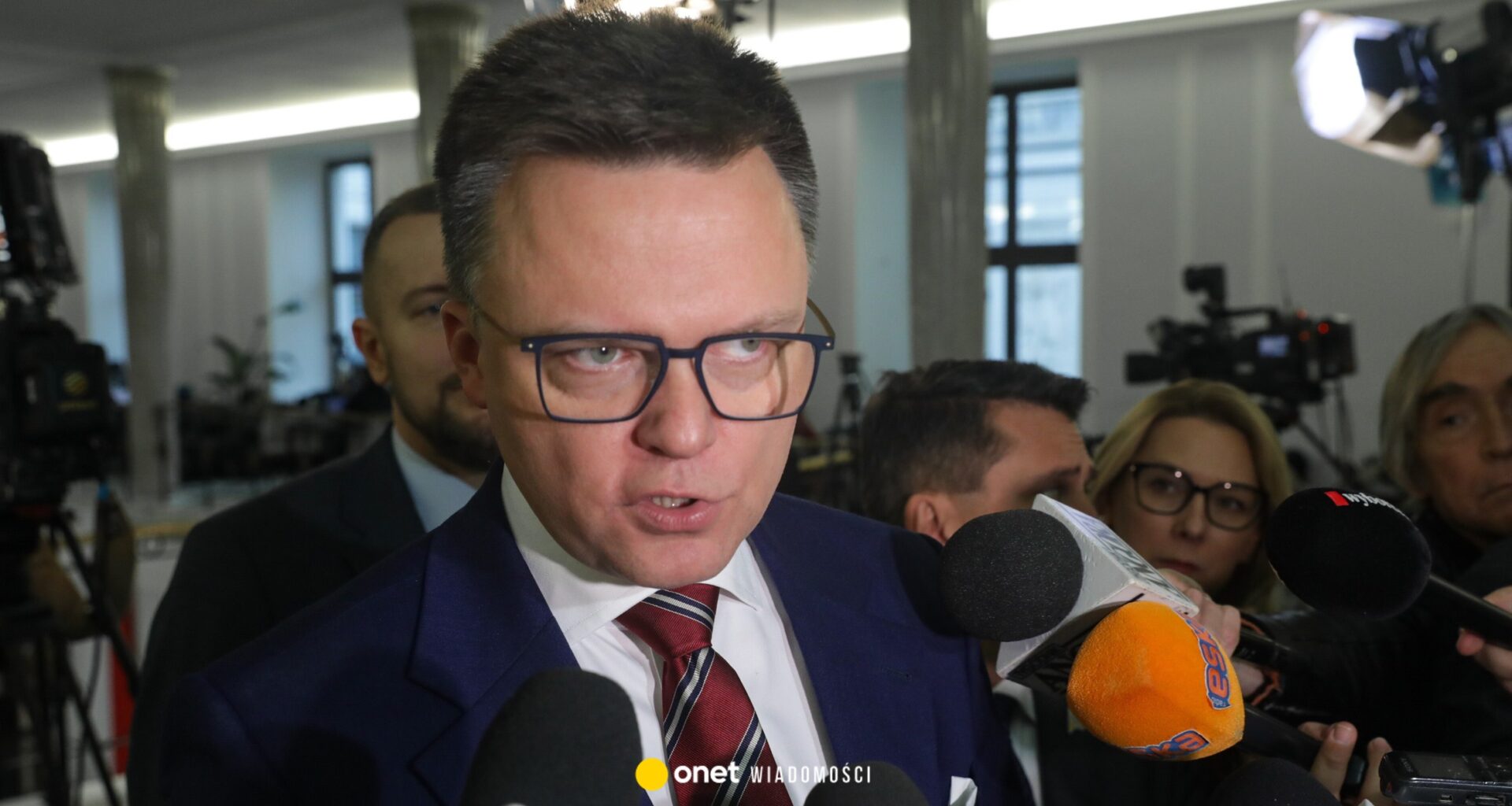 Oto możliwe scenariusze na przyszłość Szymona Hołowni. Nowe doniesienia