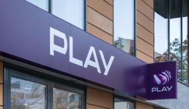 Play zwróci pieniądze klientom. Decyzja UOKiK. Zwróci pieniądze klientom