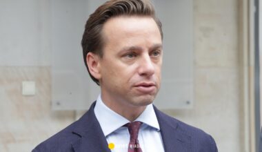 Krzysztof Bosak o rosnącym poparciu Grzegorza Brauna. "PiS ma powody do obaw"