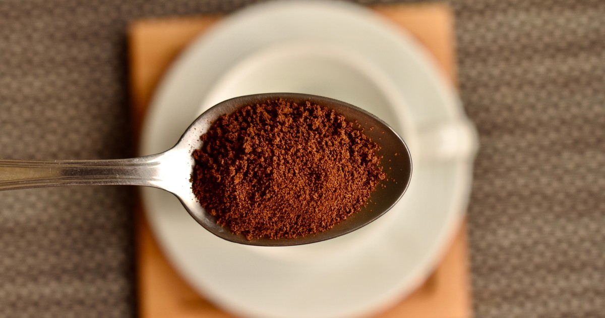 Podrabiana kawa zalewa polski rynek. Oszuści podszywają się pod znane marki