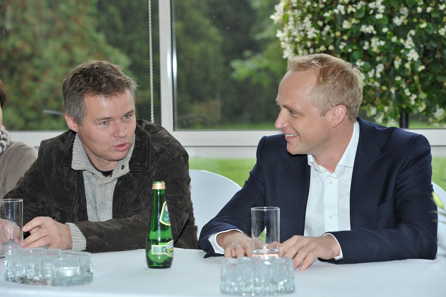 Piotr Wereśniak i Piotr Adamczyk na konferencji prasowej filmu "Och, Karol 2" (2010 r.)