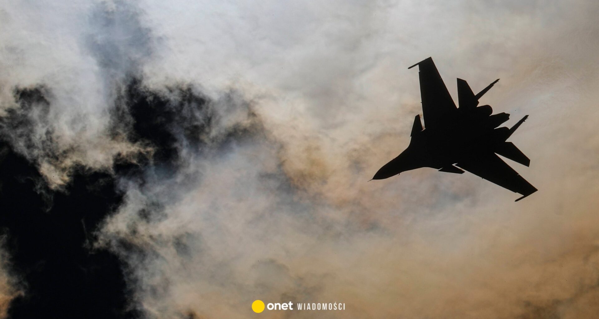 Ukraińcy polują na rosyjskie myśliwce. Kolejny łup stanął w ogniu [WIDEO]