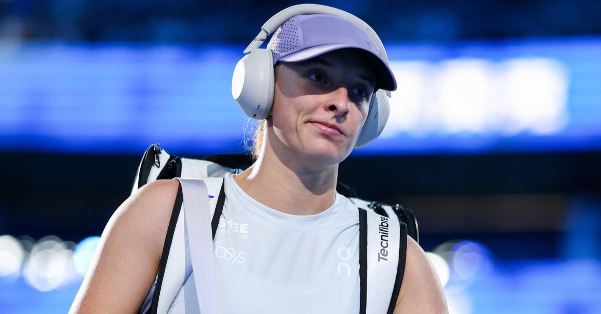 Dubajska przygoda Polaka. Pędził motocyklem po pustyni!