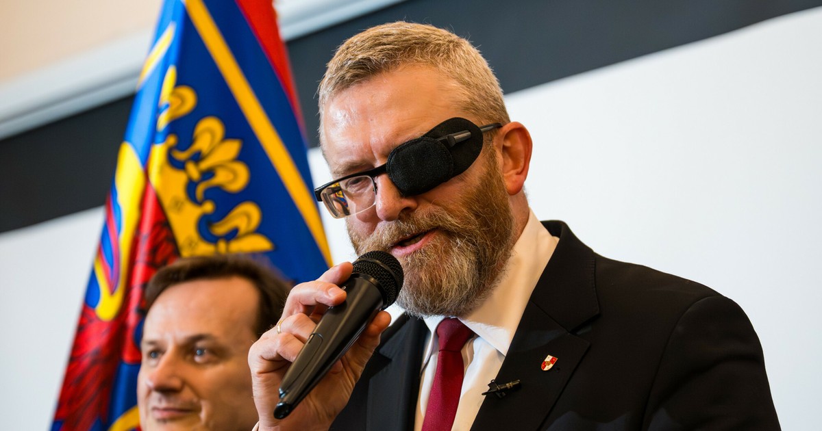 Delegalizacja partii Grzegorza Brauna. Wyniki dzielą Polaków