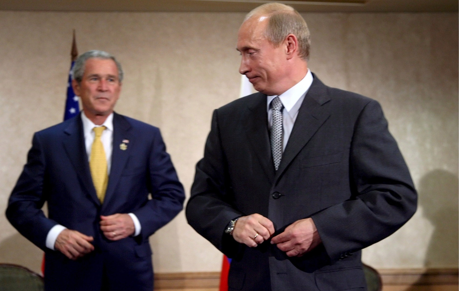 George W. Bush, prezydent USA, i Władimir Putin, prezydent Rosji. Sydney, 7 września 2007 r. 