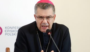 Duże zmiany w nauczaniu religii. Biskup nie kryje emocji: czy to sprawiedliwe?