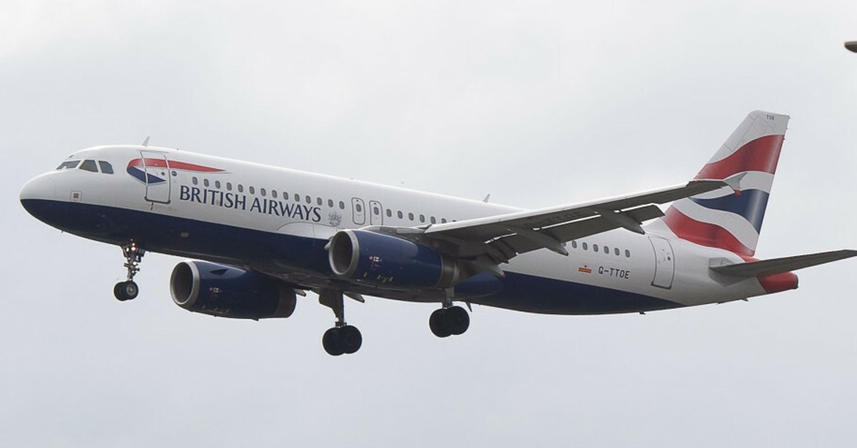 Bez biletu i dokumentów w samolocie z Londynu. "To poważne zaniedbanie"