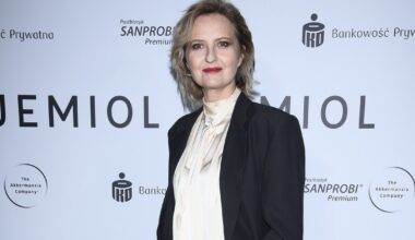 Izabela Kuna z córką Nadią na premierze "Idealny facet dla mojej dziewczyny" (2009)