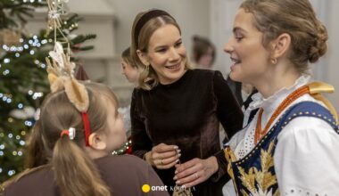 Marta Nawrocka na mikołajki. Postawiła na elegancką czerń