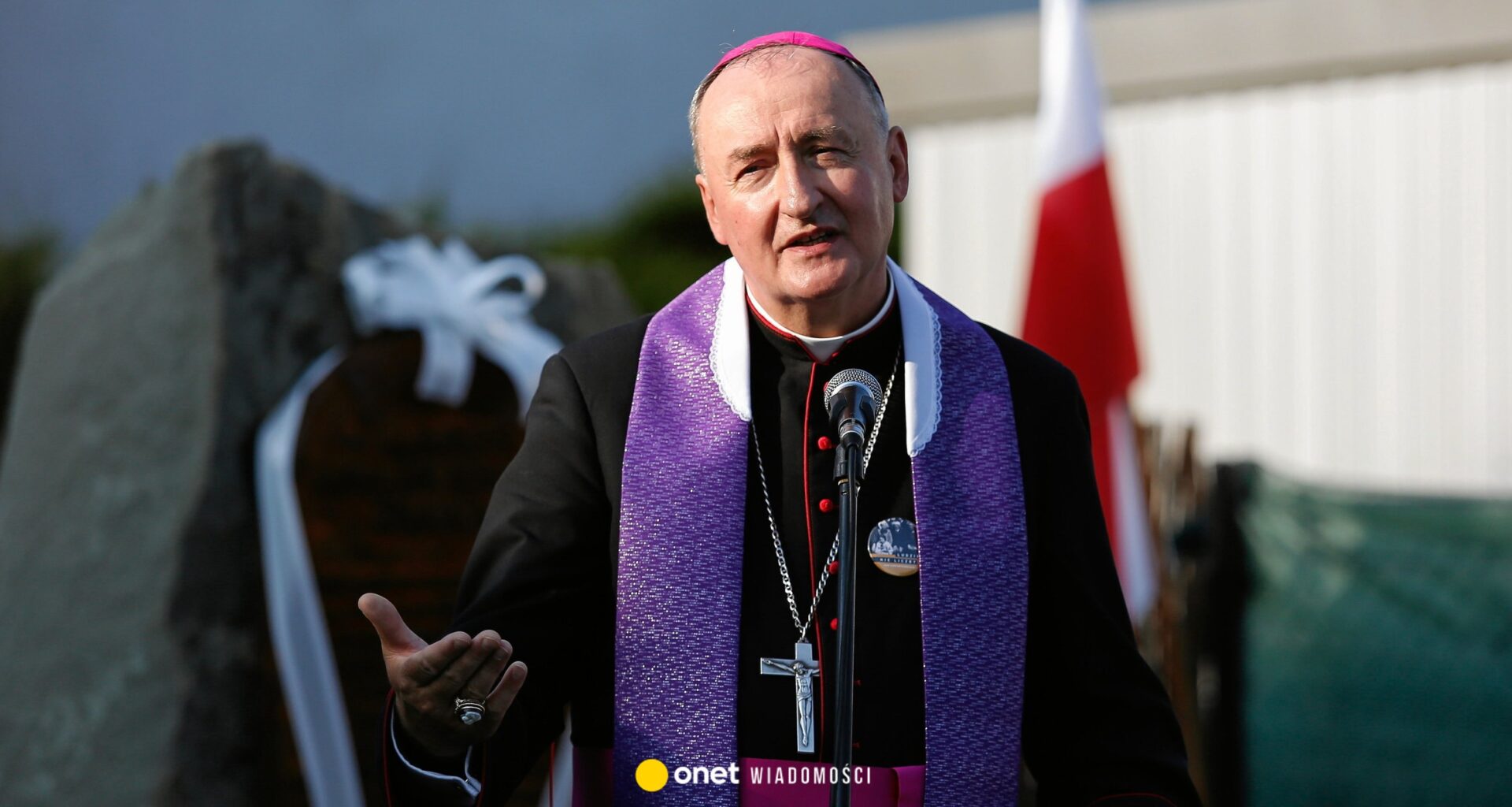 To pierwsza sprawa, w której biskup usłyszał takie zarzuty. Ruszył proces