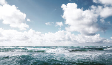 Tajemnicze zatonięcie rosyjskiego statku u wybrzeży Hiszpanii. Śledczy mówią o ładunku strategicznym