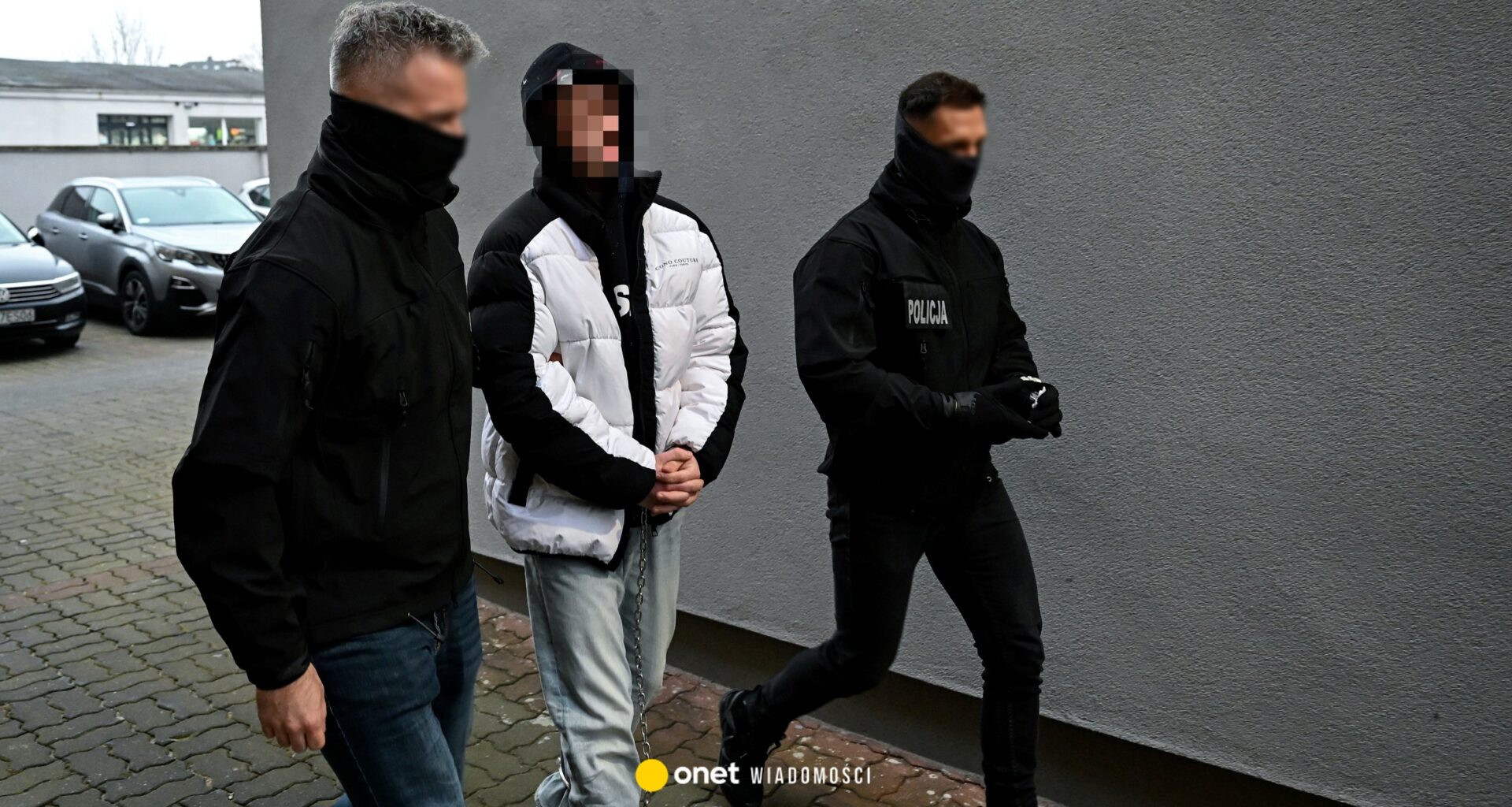 Poćwiartował ciało współlokatora i zakopał w parku. Są zarzuty dla 19-letniego Alana