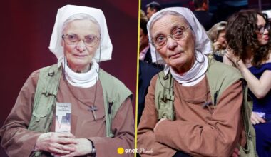 Siostra Chmielewska nie kryła zakłopotania na scenie. "Usiądźcie państwo, bo głupio mi"