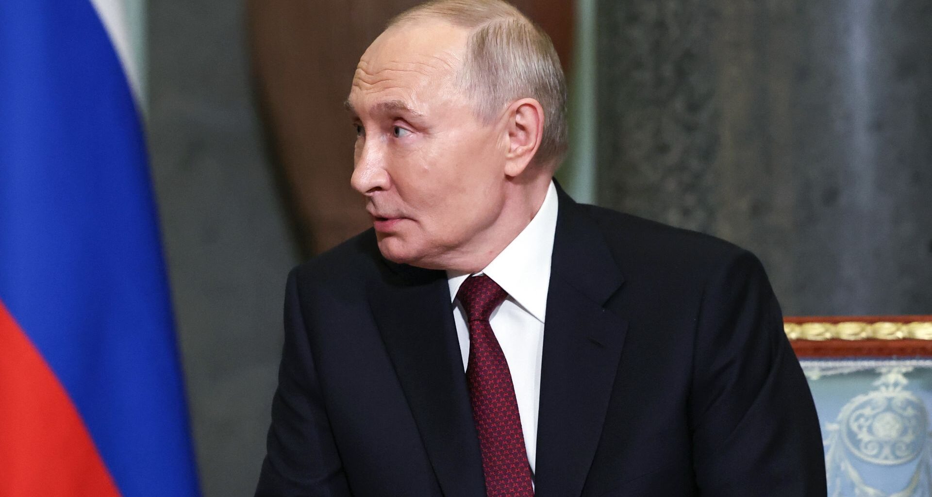 Uciekł ze szpitala psychiatrycznego. Ranni strażnicy. Nowe informacje