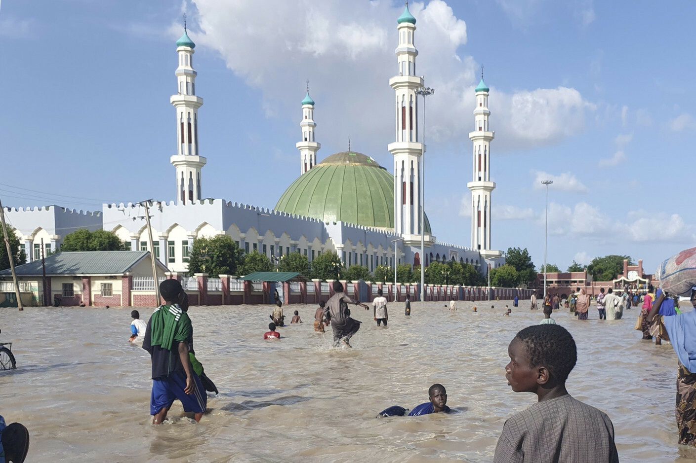 Fatalny sondaż dla Zełenskiego. Nie wierzą w niewinność