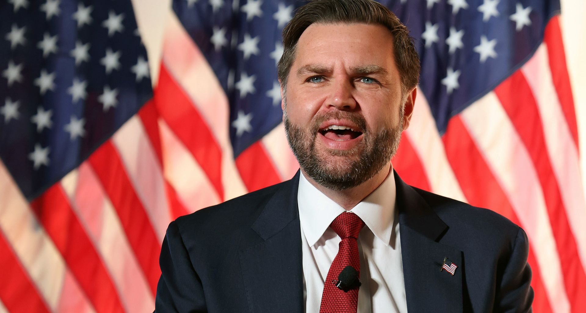 Morawiecki zamieścił nagranie. "Dwie wiadomości dla Tuska"