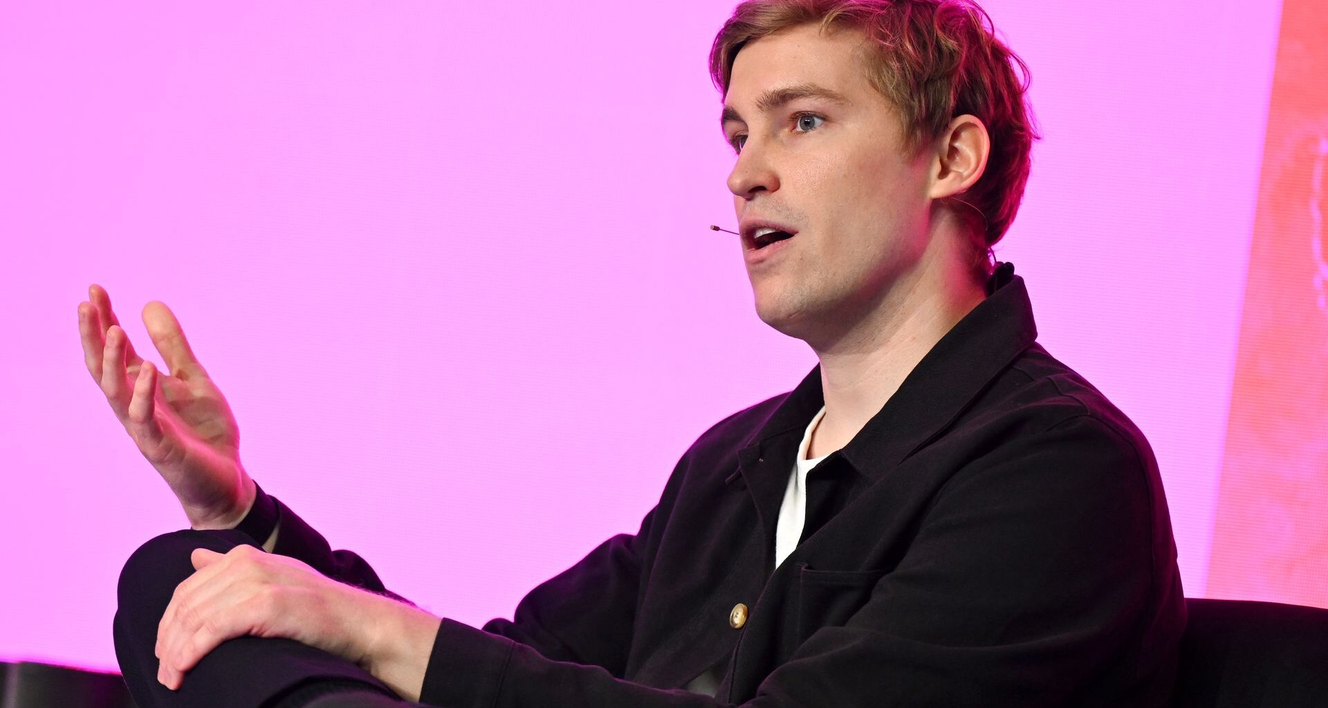 Ile kosztuje dolar? Kurs dolara do złotego PLN/USD 01.12.2025