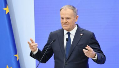 Peda uderzy w niedzielę. Silny wiatr, sztorm na Bałtyku i śnieg na wschodzie