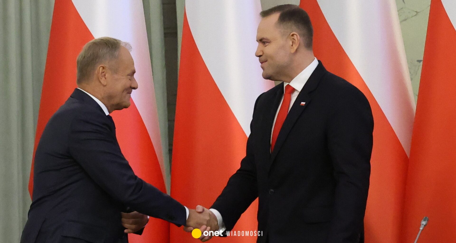 Spór Karola Nawrockiego z Donaldem Tuskiem. Jednoznaczna opinia Polaków [SONDAŻ]