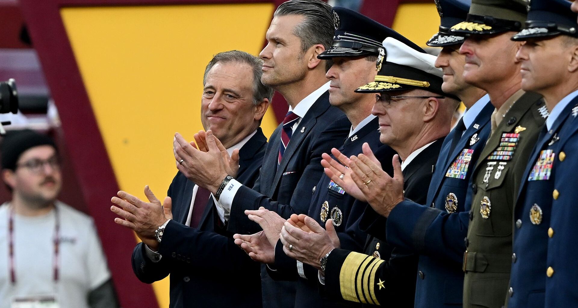 Zarzuty dla Dworczyka. Chodzi o aferę mailową