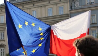 Polska bliżej wyjścia z Unii Europejskiej? Poparcie dla polexitu rośnie [SONDAŻ]