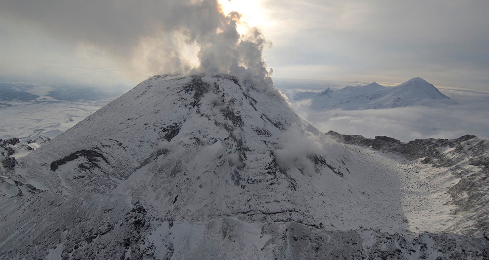 Ziemska atmosfera na Księżycu. Jak to w ogóle możliwe?