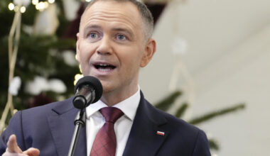 "Żaden prezydent nie próbował grać w ten sposób". Ekspert ujawnił strategię Nawrockiego