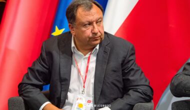 Negocjacje pokojowe bez Warszawy. Ukraiński polityk mówi o "polskim problemie"