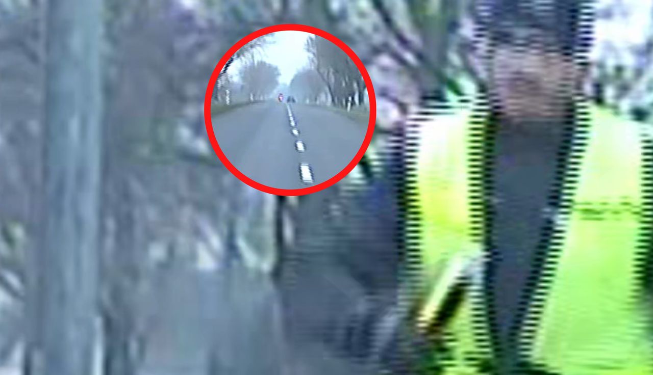 Ruszył do radiowozu. Sceny na drodze. Motocyklista aż się przewrócił