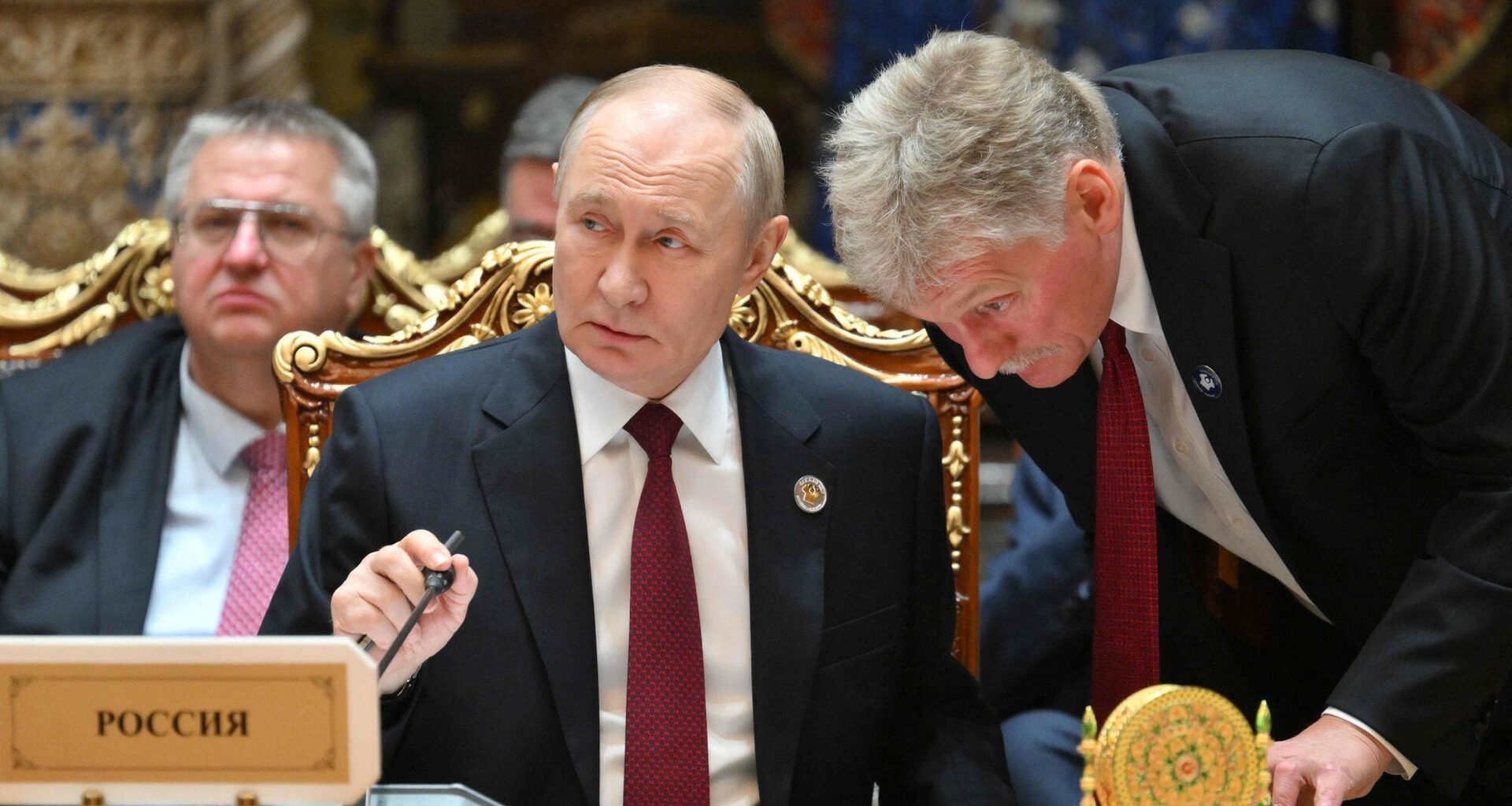 Warszawa: kolejna akcja pirotechników. Tajemniczy pakunek pod wiaduktem