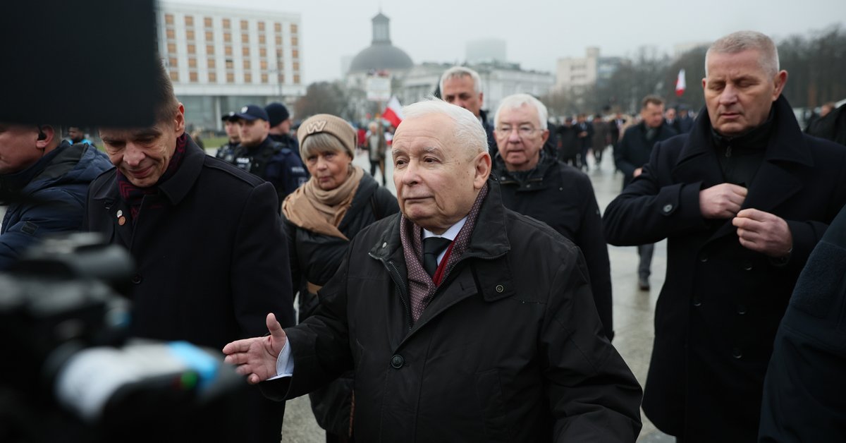 Jarosław Kaczyński na miesięcznicy smoleńskiej