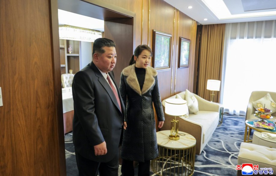 Nowe hotele otwarte w ośrodku turystycznym Samjiyon w KRLD