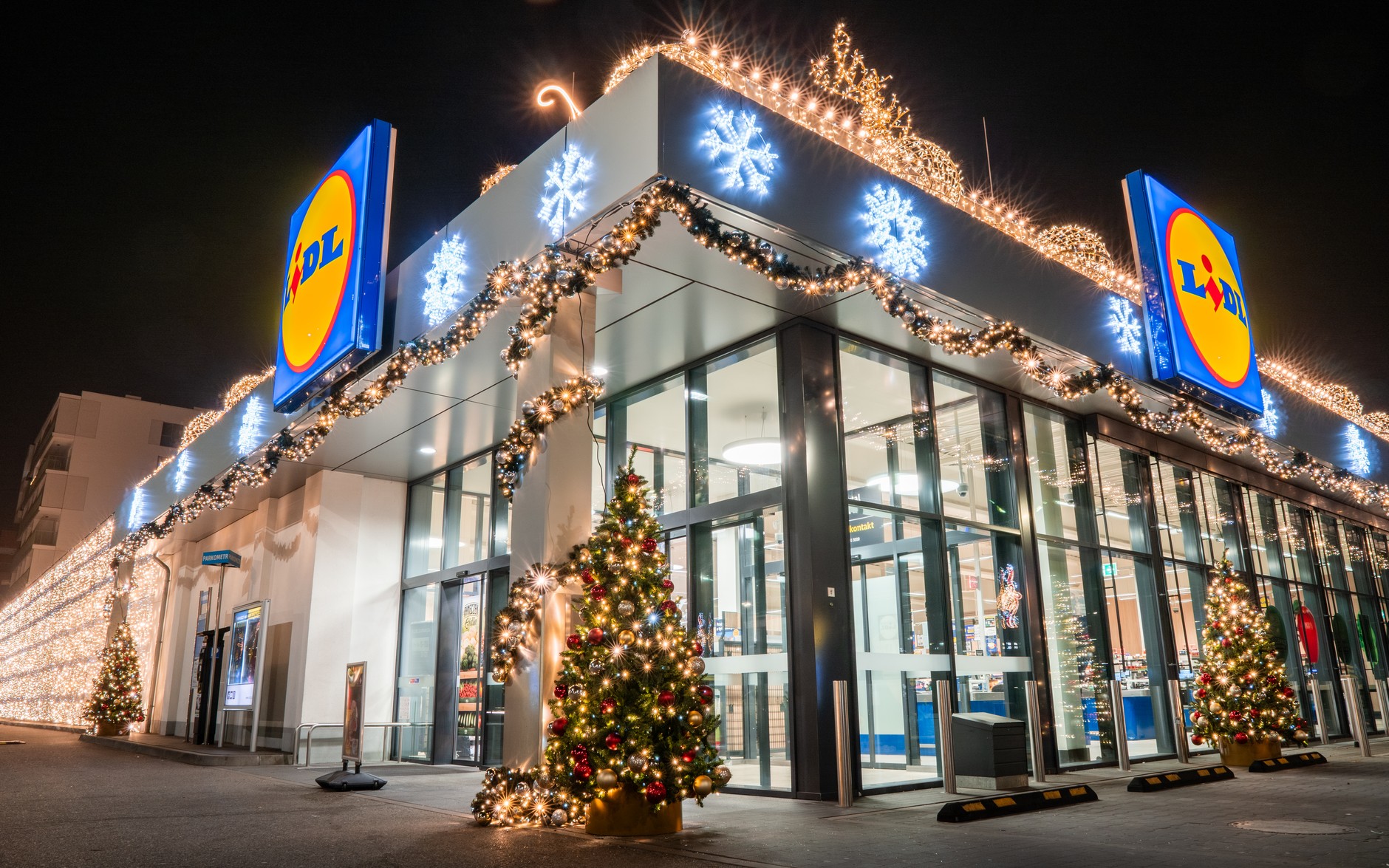 Lidl przy ul. Kasprowicza 117 w Warszawie