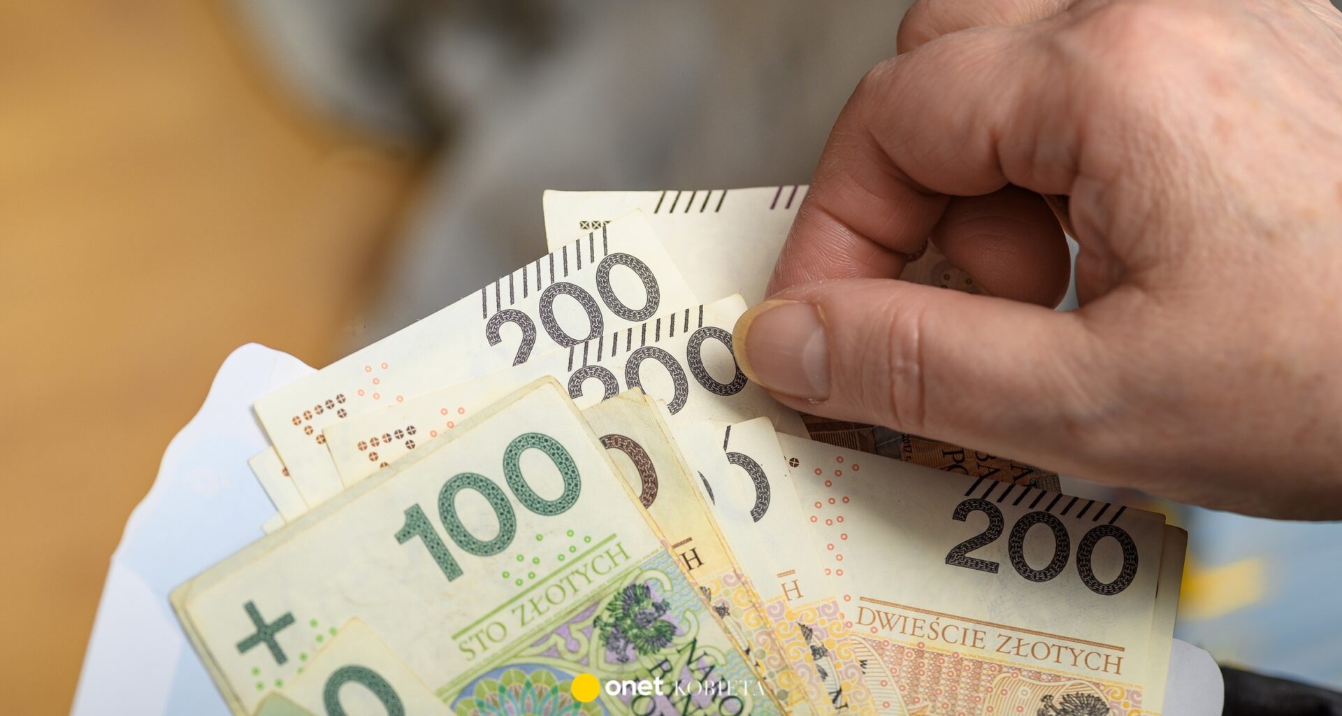 Milion zł zniknął w kilka minut. Seniorzy z Krakowa stracili oszczędności życia