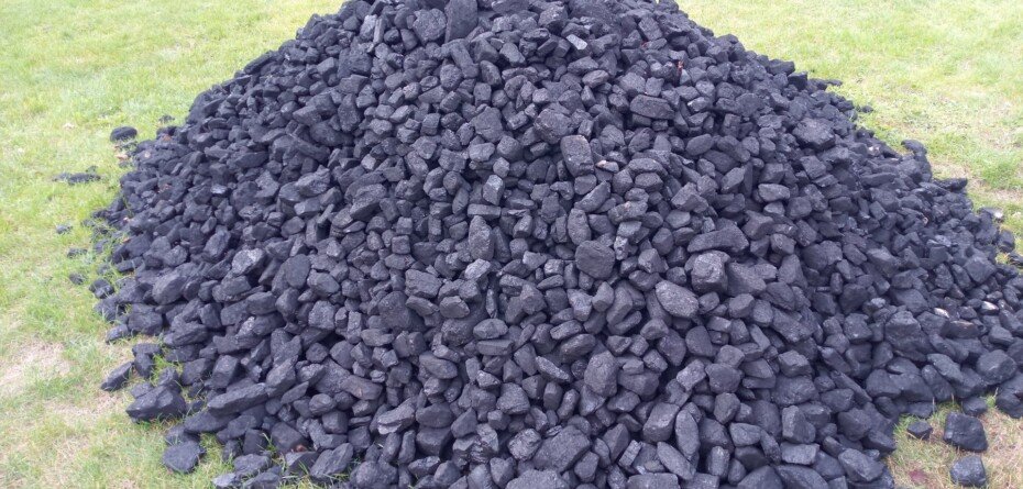 Palenie węglem grozi karą – co rolnik musi wiedzieć przed 1 stycznia 2026?