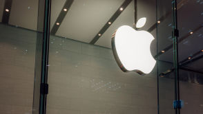 Apple i Google mogą otwierać szampana. Nie będą zmuszone do kontrowersyjnych zmian