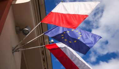 Polacy chcą polexitu? Nowy sondażp