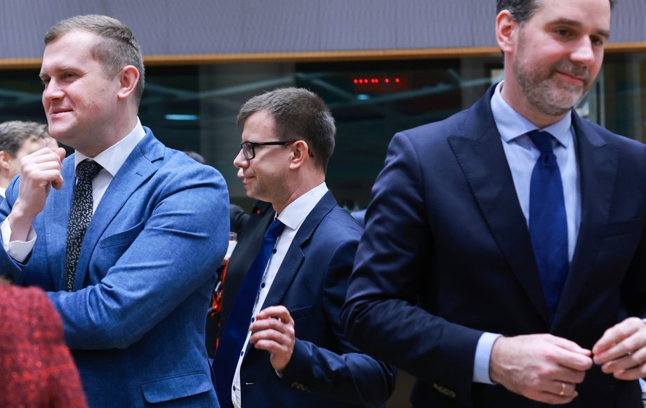 Wiceminister spraw zagranicznych do spraw europejskich Ignacy Niemczycki (pierwszy z prawej) podczas rady ministrów spraw zagranicznych państw UE, Bruksela, grudzień 2025   