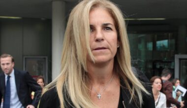 Arantxa Sanchez Vicario z rodzicami w 1994 r.